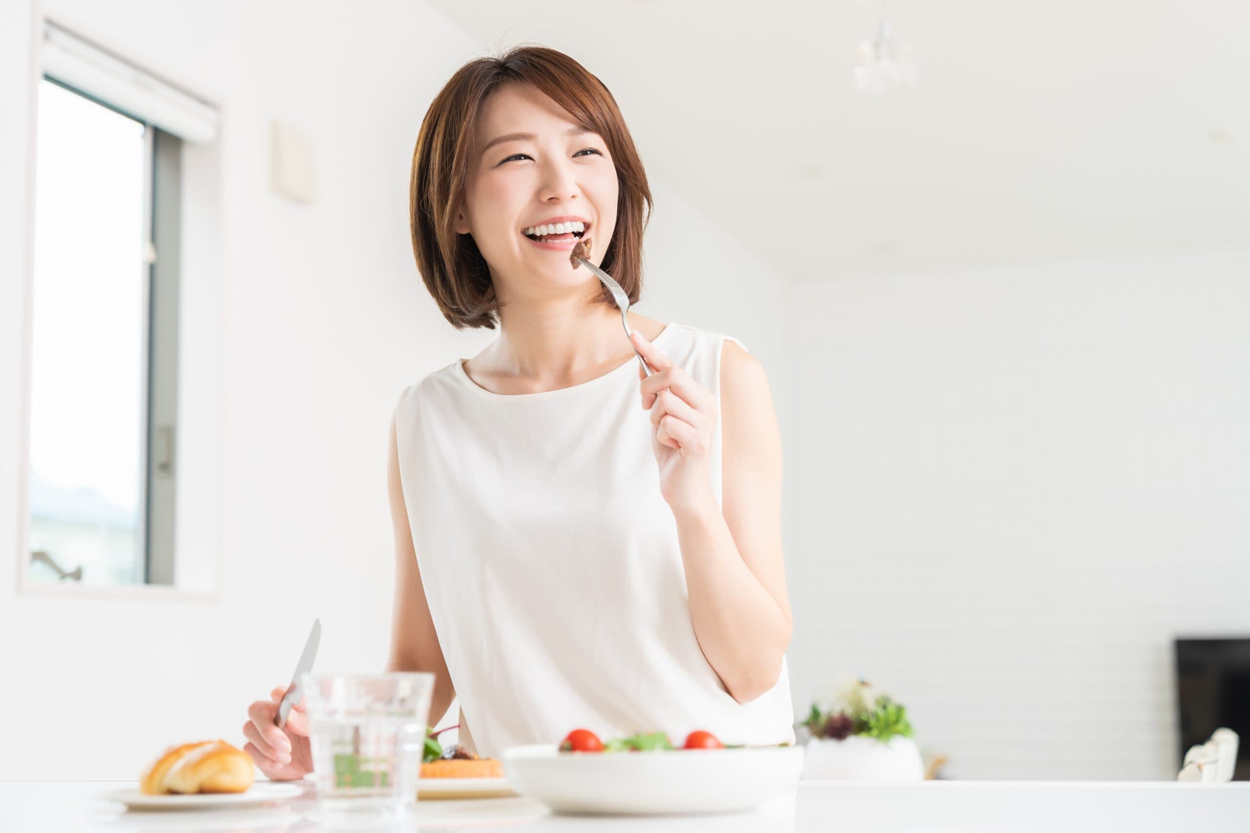 食事のひととき(イメージ)